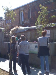 LivingBuilding2